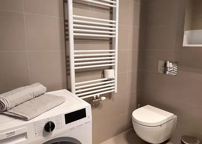 Apartment Iman With Privat Garage Parking Free, 5 Minute Walk To The Center *